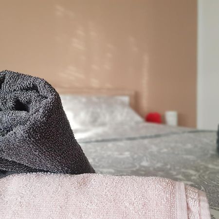 ברודאריצה Apartmani Milutin מראה חיצוני תמונה