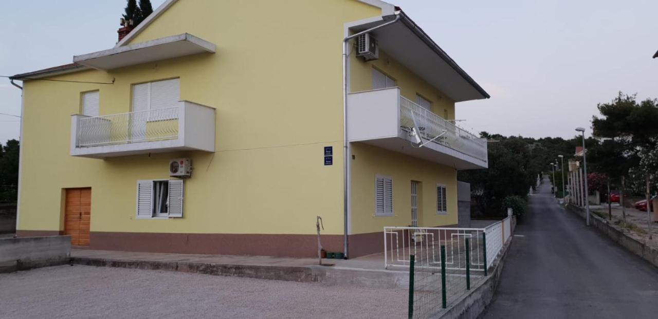 ברודאריצה Apartmani Milutin מראה חיצוני תמונה